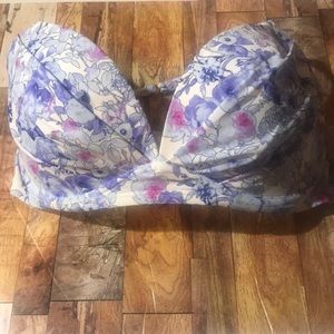 NWOT Victoria secret swim top